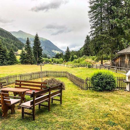 Hotel Haus Waltraud Sankt Jakob in Defereggen Esterno foto