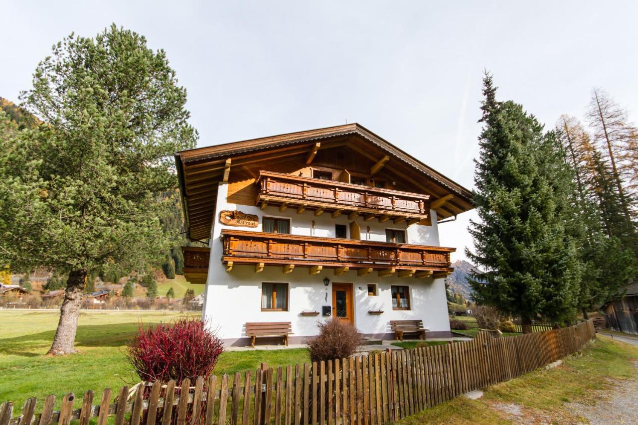 Hotel Haus Waltraud Sankt Jakob in Defereggen Esterno foto