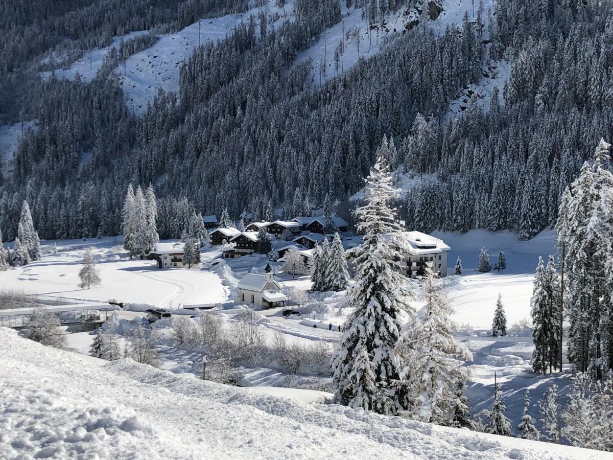 Hotel Haus Waltraud Sankt Jakob in Defereggen Esterno foto